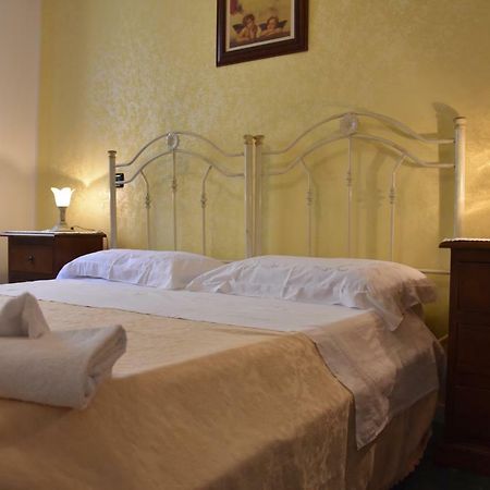 Il Ciclamino Bed And Breakfast Ascoli Piceno Luaran gambar
