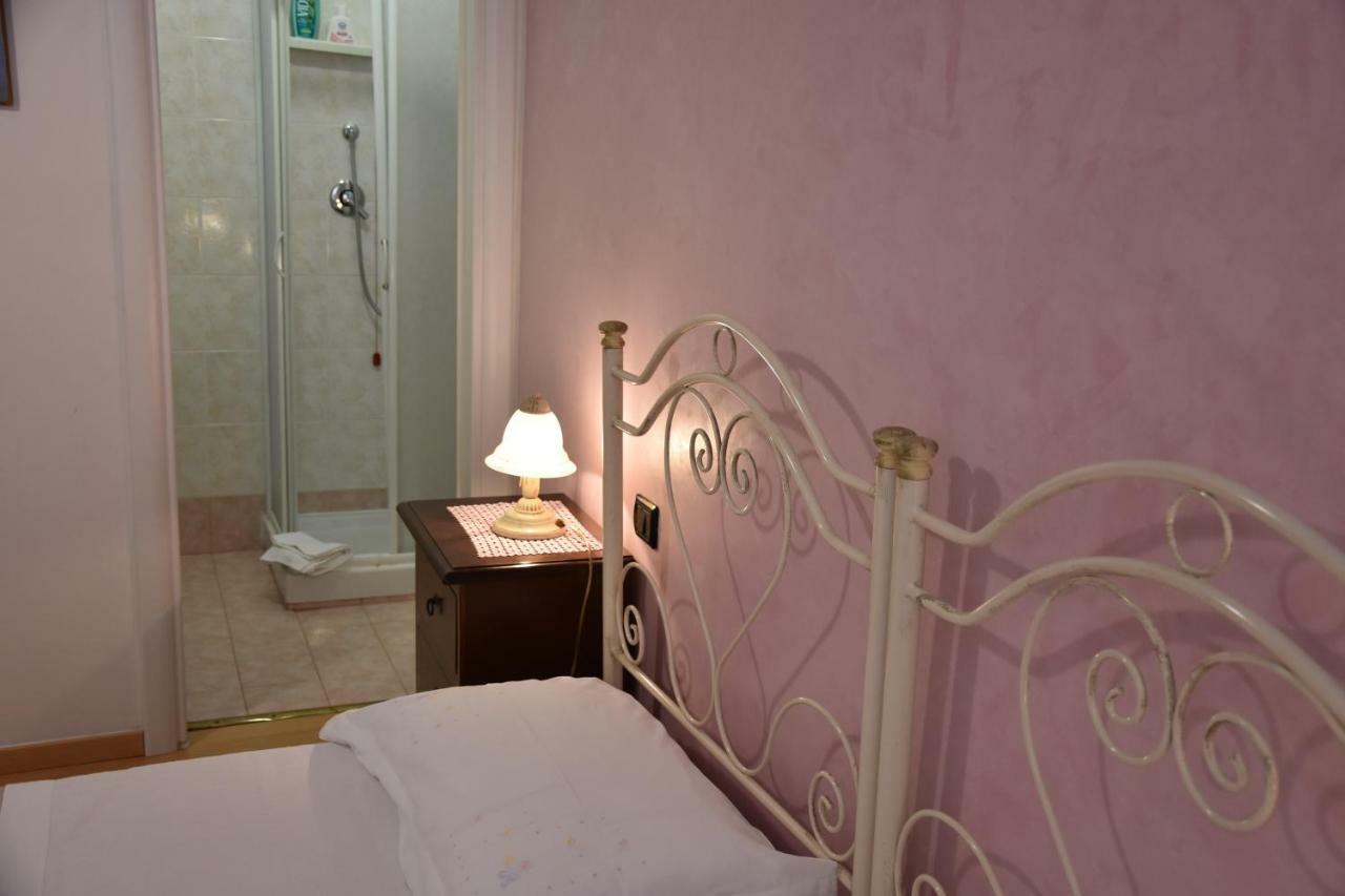 Il Ciclamino Bed And Breakfast Ascoli Piceno Luaran gambar